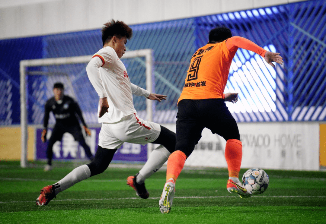 开云体育赛事直播板球锦标赛上演强强对话，皖江貔貅队大胜辽东灰熊队，战术调整见效；豪门底蕴再次显现的简单介绍